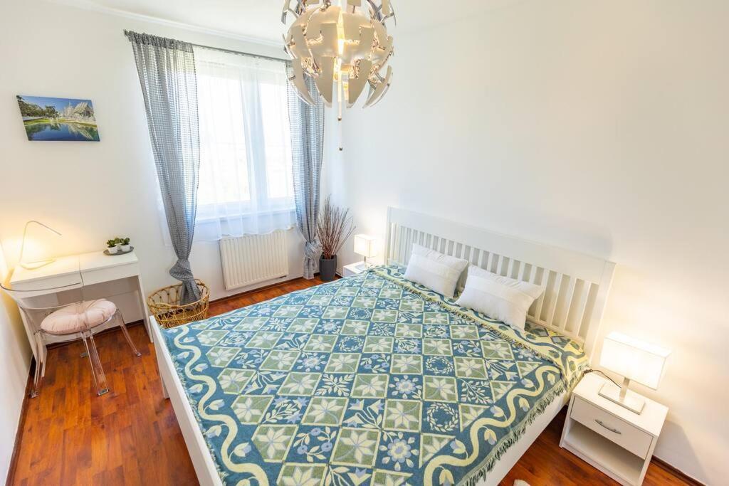 Danube View - Bodor Utca Apartmán